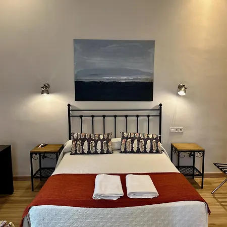 Casa Consell Gran Via, Guest House-2